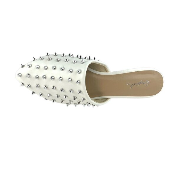Qupid Spike Studded Women's White Flats Pointed Toe Mules Size 6 - Picture 3 of 7